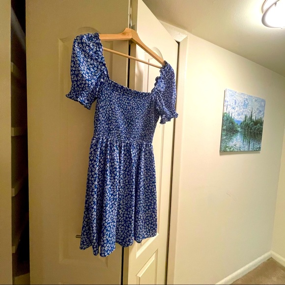 Blue and white flower dress - Picture 4 of 4
